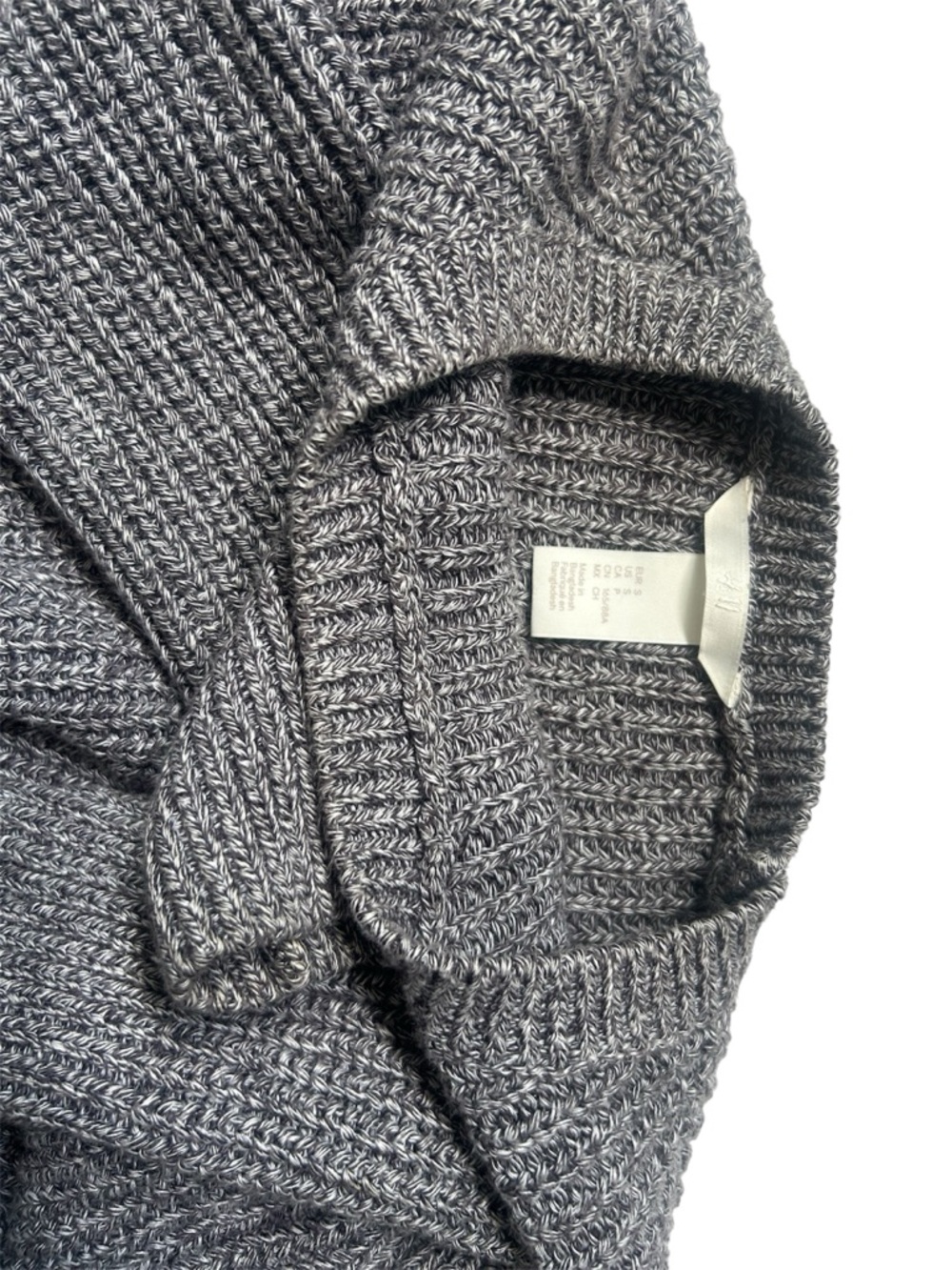 H&M Gray Ribbed Crewneck Sweater - Picture 9 of 9